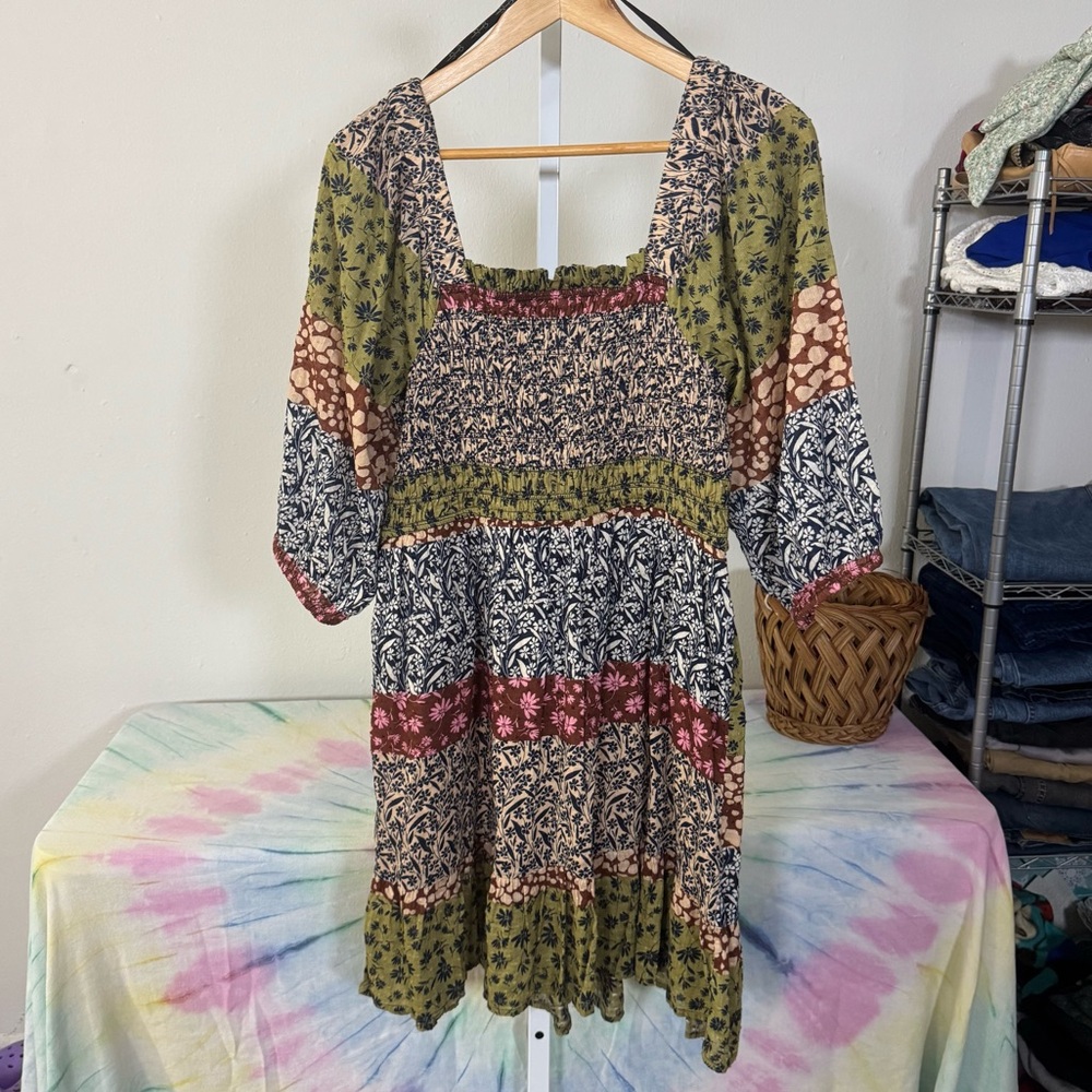 Jessica Simpson Aldan Smocked Knee Length Dress Size L Bishop Sleeves Smocked - Picture 5 of 13